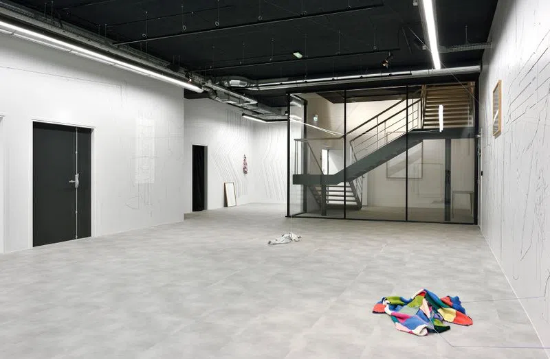 En organisant votre showroom au Lab, vous offrez à vos convives la possibilité de poussez la porte d'un espace insolite de 150m2, idéalement placé au cœur de Paris entre Bourse et Palais Royal et à deux pas du Louvre ! Le Lab