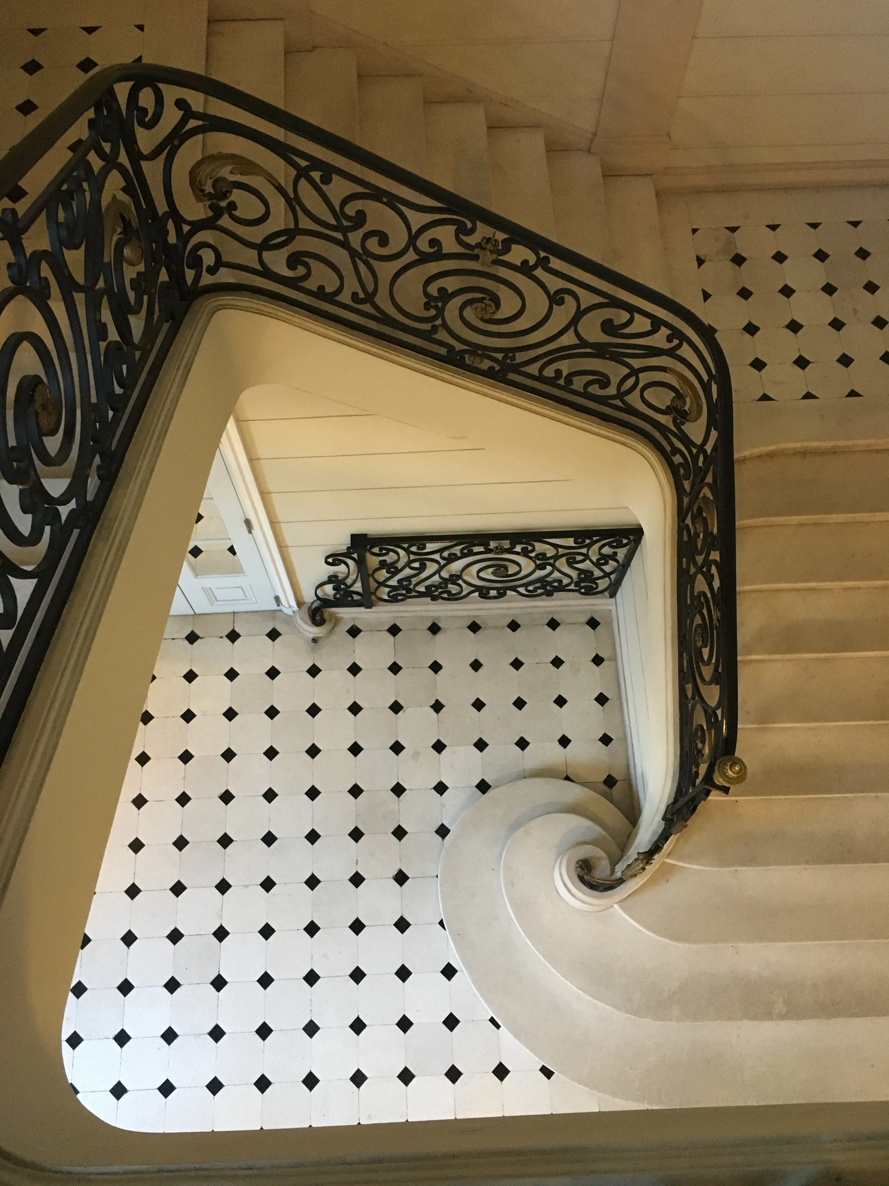 La Cour du 8ème