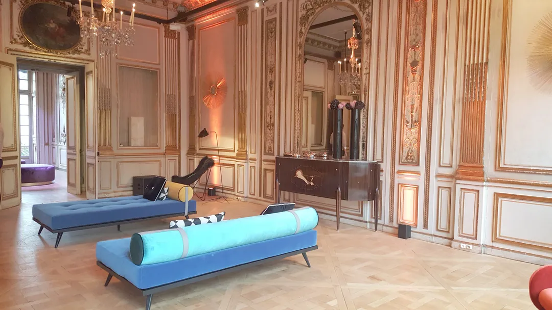 Le Lisa est un hôtel particulier situé dans l'ouest parisien.Avec une superficie de 580m2 répartis sur 2 niveaux, il est l'écrin idéal pour accueillir des réceptions de prestige.Ses points forts ? Une vue sur la Tour Eiffel et un beau jardin ! Le Lisa