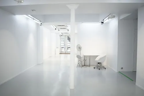 null rent showroom