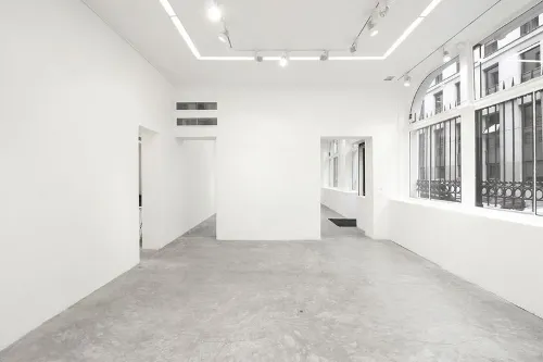 Showroom F showroom fashionweek