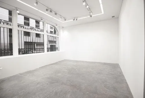 Showroom F lease showroom
