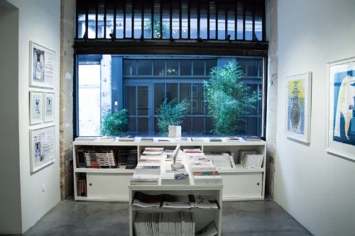 La Galerie du Passage storefront