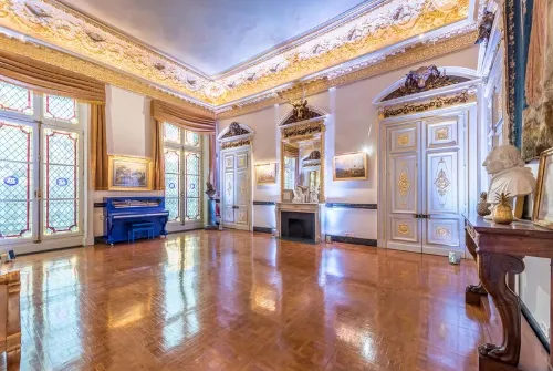 Palais Drouot feeting