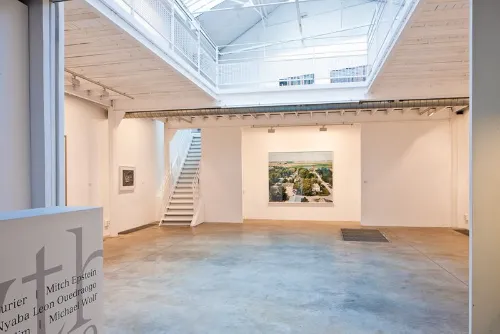 Showroom Calvaire rent showroom