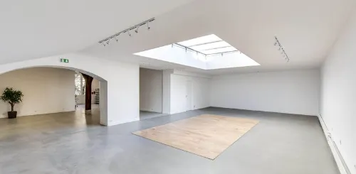 Place Royale rent showroom