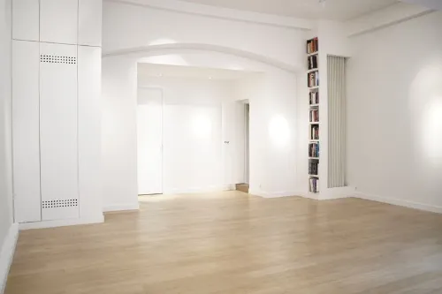 Showroom M lease showroom