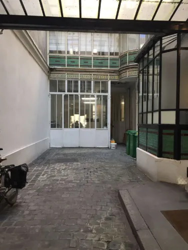 Galerie Calvaire rent showroom