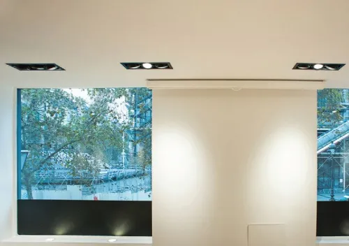 Le Jaune lease showroom