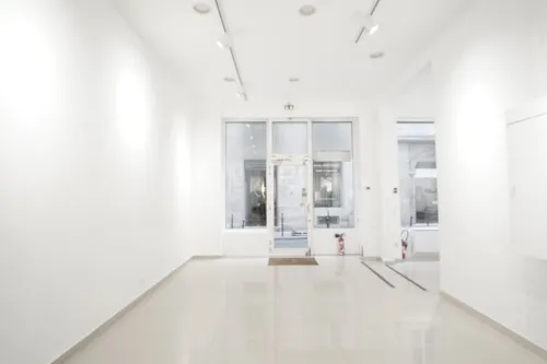 Showroom Roxy rent showroom