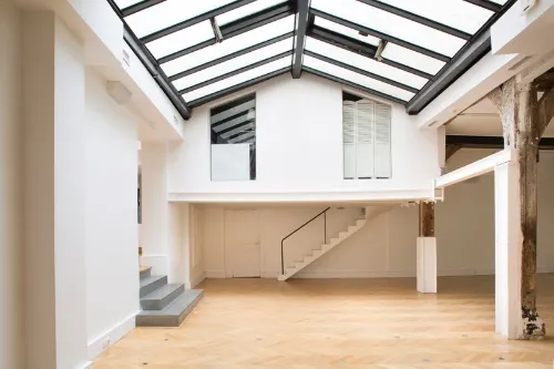 null lease showroom
