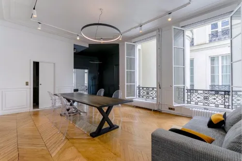 null rent showroom