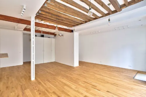 Pop Up Bastille lease showroom