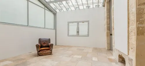 null showroom paris fashionweek