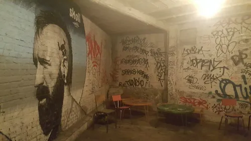 null showroom in Paris