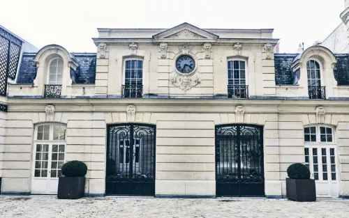 La Cour du 8ème rent showroom