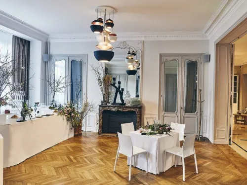 La Cour du 8ème lease showroom