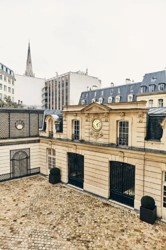 La Cour du 8ème storefront