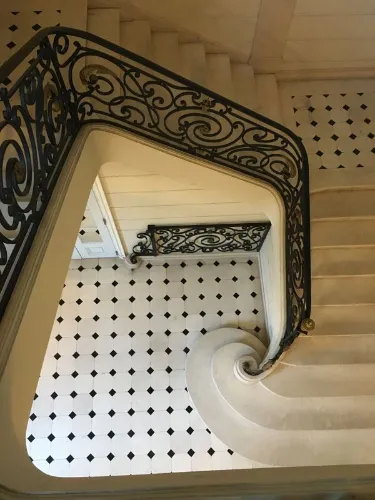 La Cour du 8ème showroom in Paris