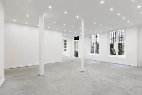 Showroom Garennne storefront