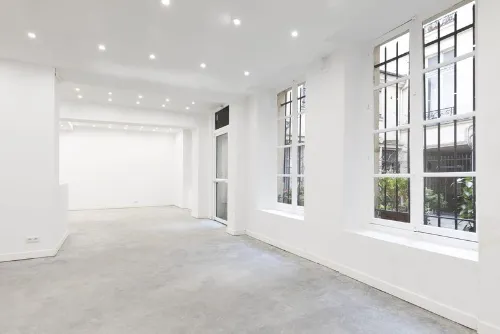 Showroom Garennne rent showroom