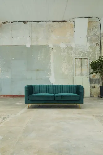 null rent showroom