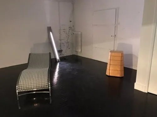 Showroom High feeting