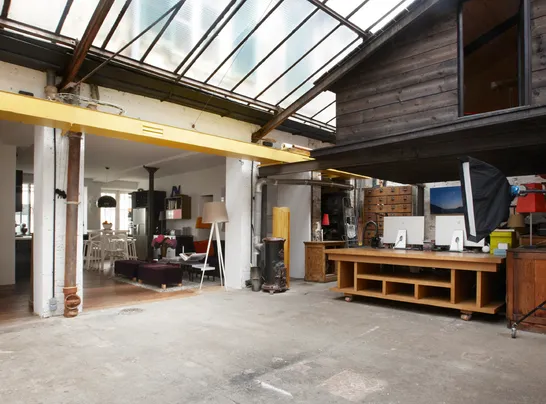 L'Atelier T lease showroom