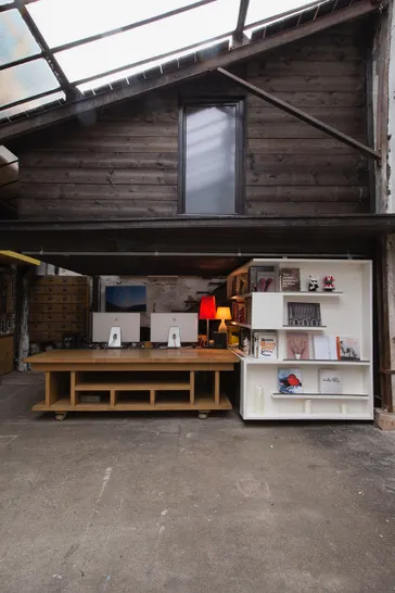 L'Atelier T showroom paris rent