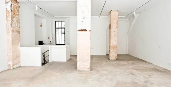 Galerie Grecque showroom in Paris