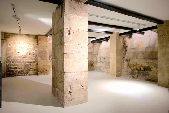 Galerie Grecque Paris fashionweek rent