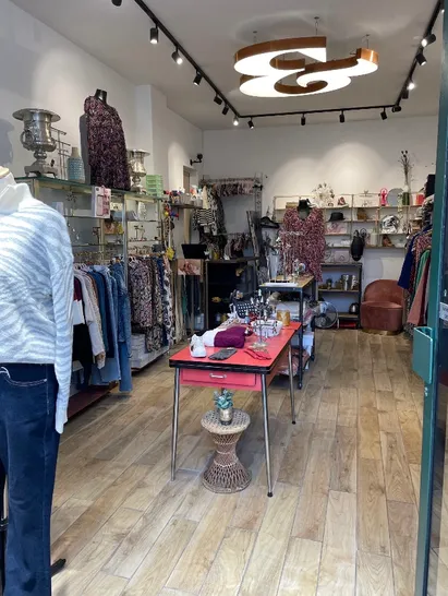Popup Lorette rent showroom