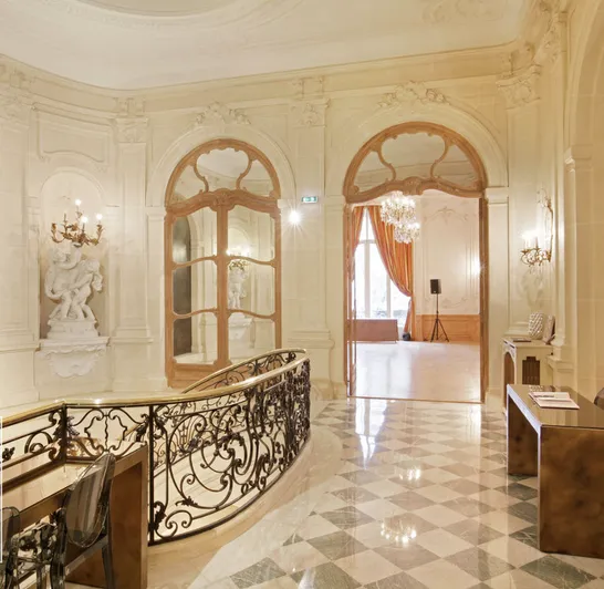 null showroom in Paris