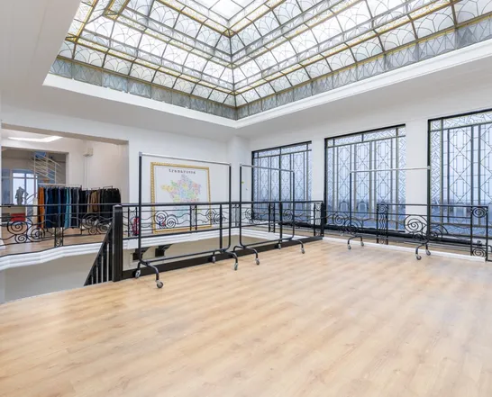 Showroom de Julien rent showroom