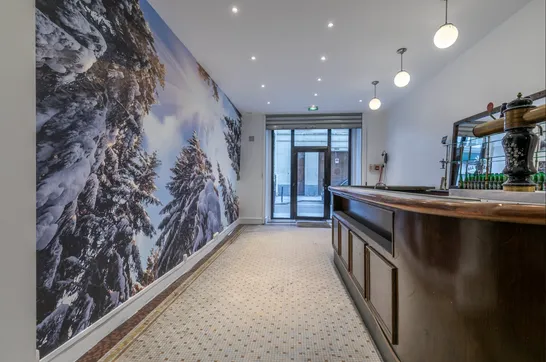 Showroom de Julien vue intérieur
