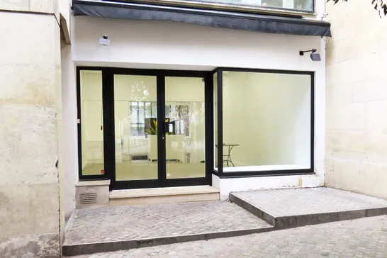 Boutique Mathieu  lease showroom