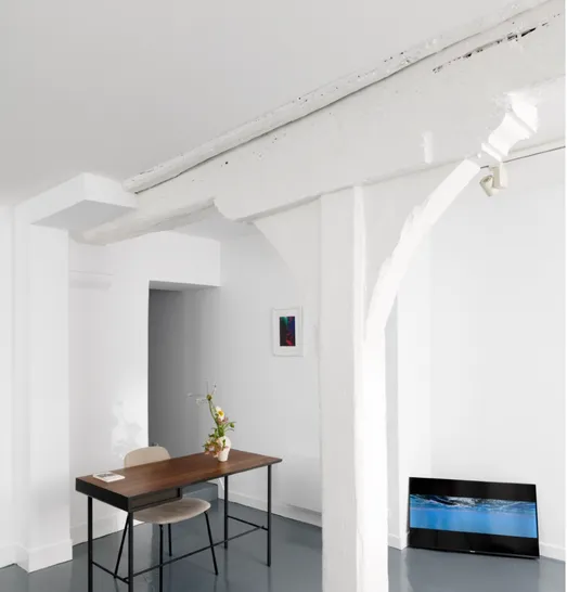 Showroom V Paris fashionweek rent