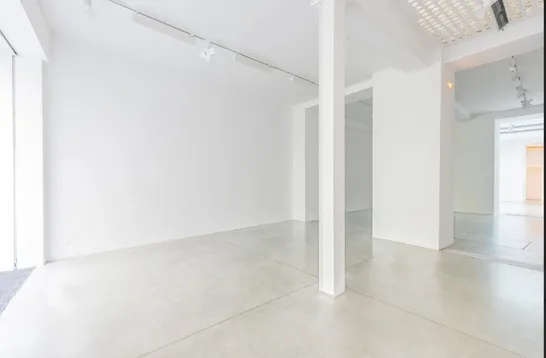 La Galerie d'Anne showroom in Paris