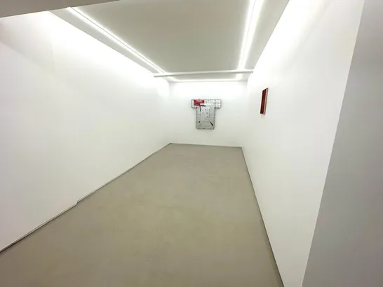 Showroom 170 lease showroom