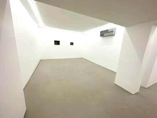 Showroom 170 storefront