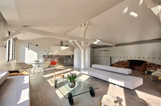 null rent showroom