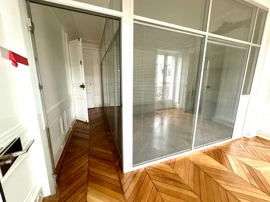 Showroom Haussmann showroom paris fashionweek rent