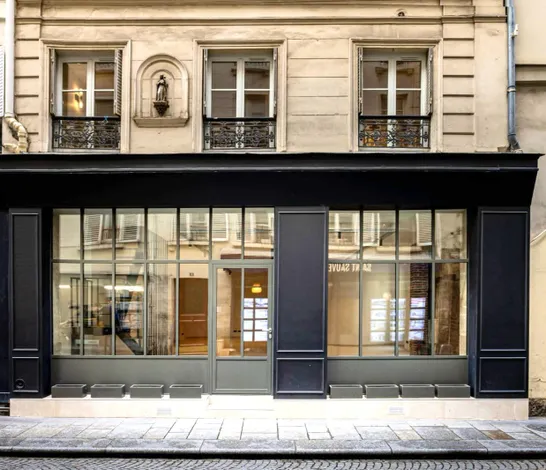 null showroom paris rent