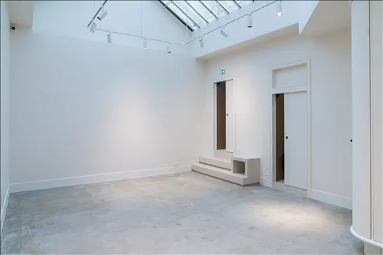 Showroom C feeting