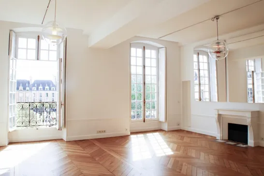 null showroom in Paris