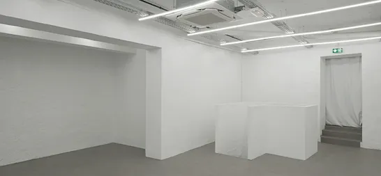 Marais Premium storefront