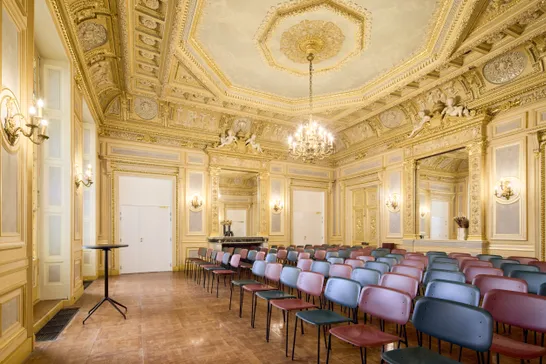 Palais Drouot lease showroom