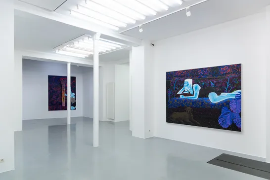 null rent showroom