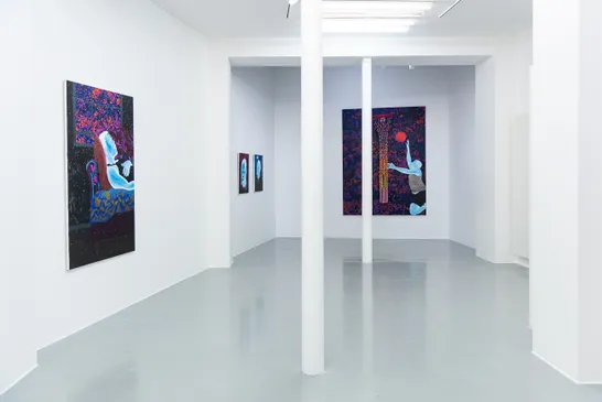 null lease showroom